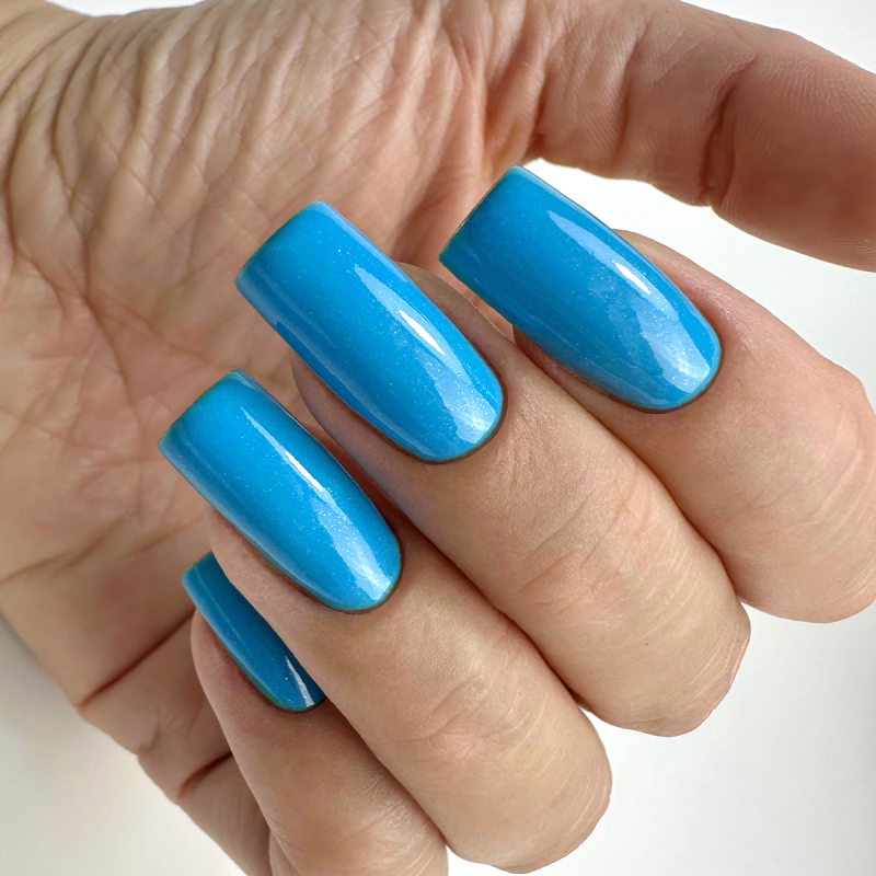 Gel nail polish PNB Juicy Spark, Indigo Plum, 8 ml