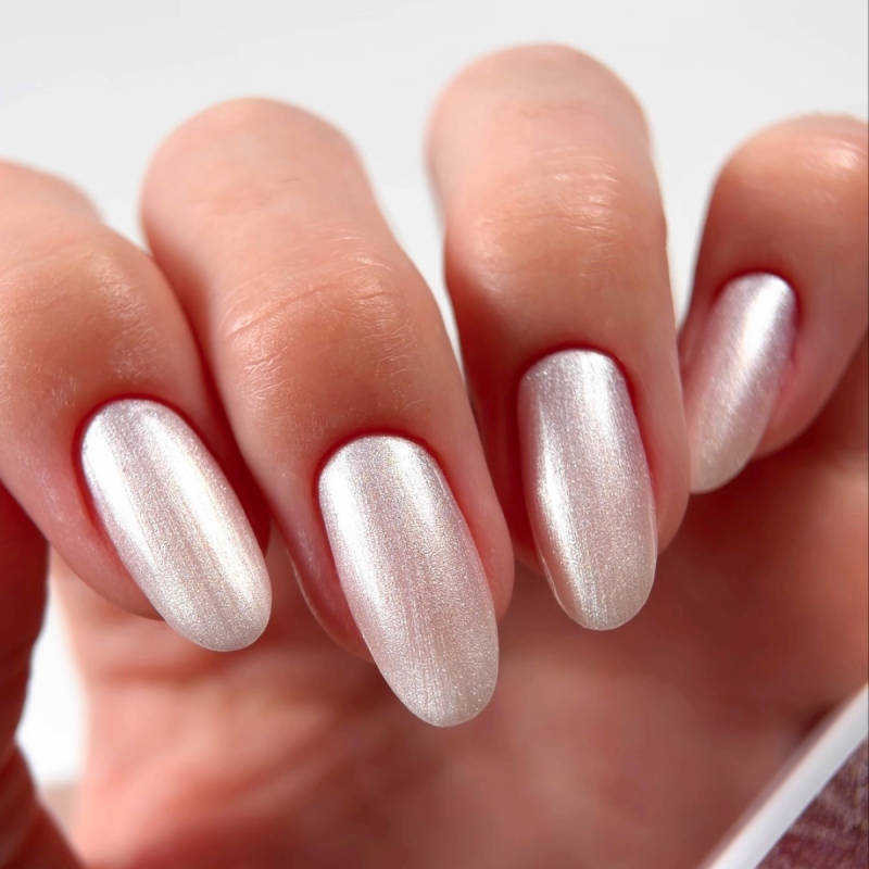 Gel nail polish pink JOIA vegan Petal Shine №02P, pearl (6 ml)